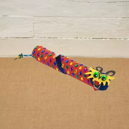 Colorations Sparkling Dragon Parade Craft - Makes 24 Crafts